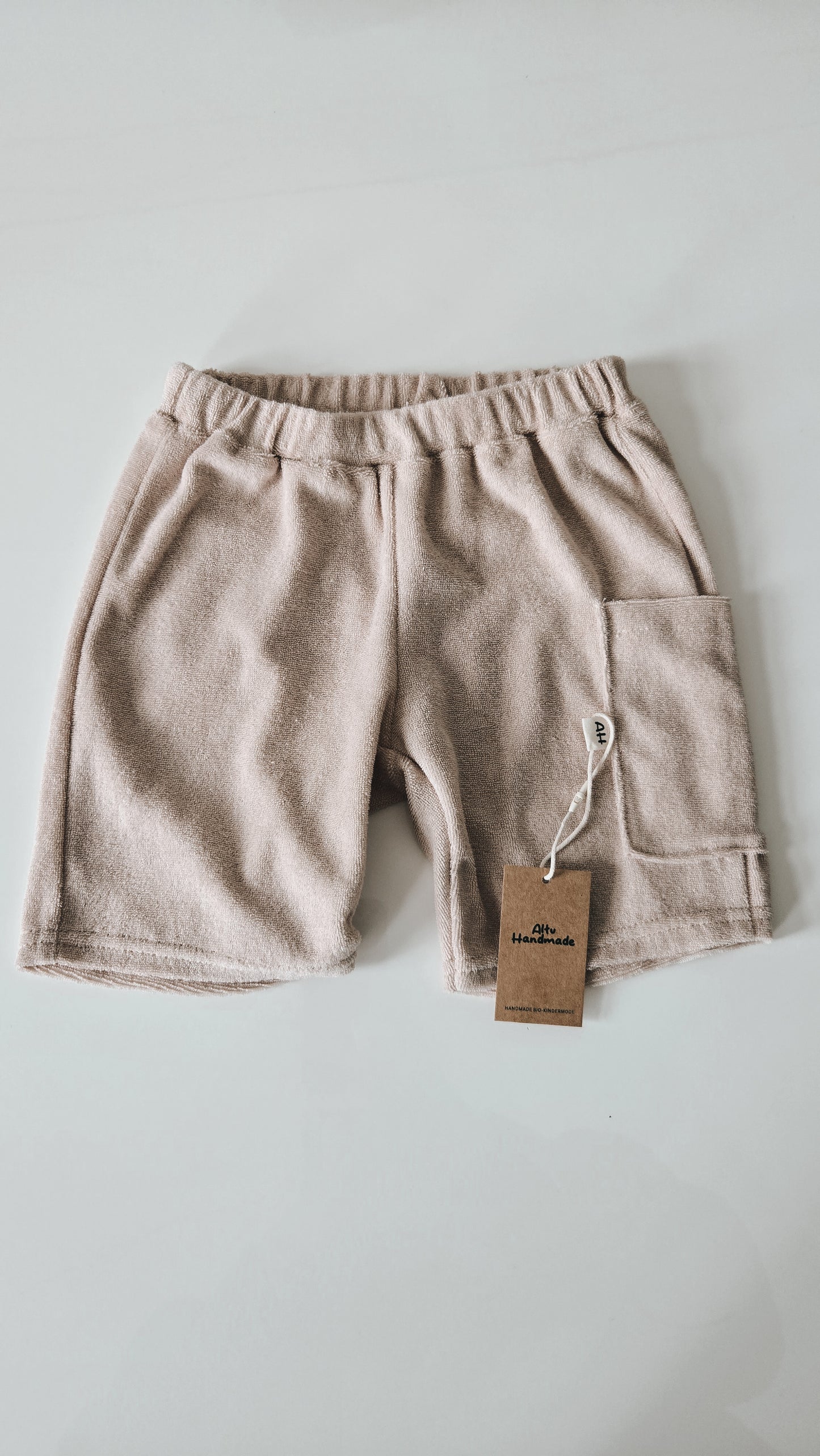 Handmade Frotee Shorts mit Taschen für Babys und Kinder Beige