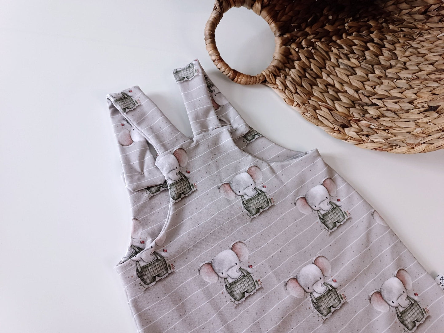 Latzhose Elephant - AltuHandmadeAltuHandmadeLatzhose Elephant