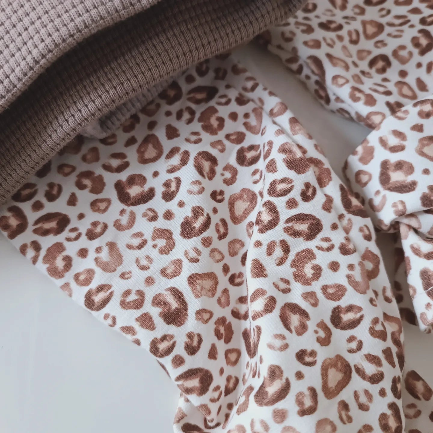 Leo Leggings Handmade - AltuHandmadeAltuHandmadeLeo Leggings Handmade