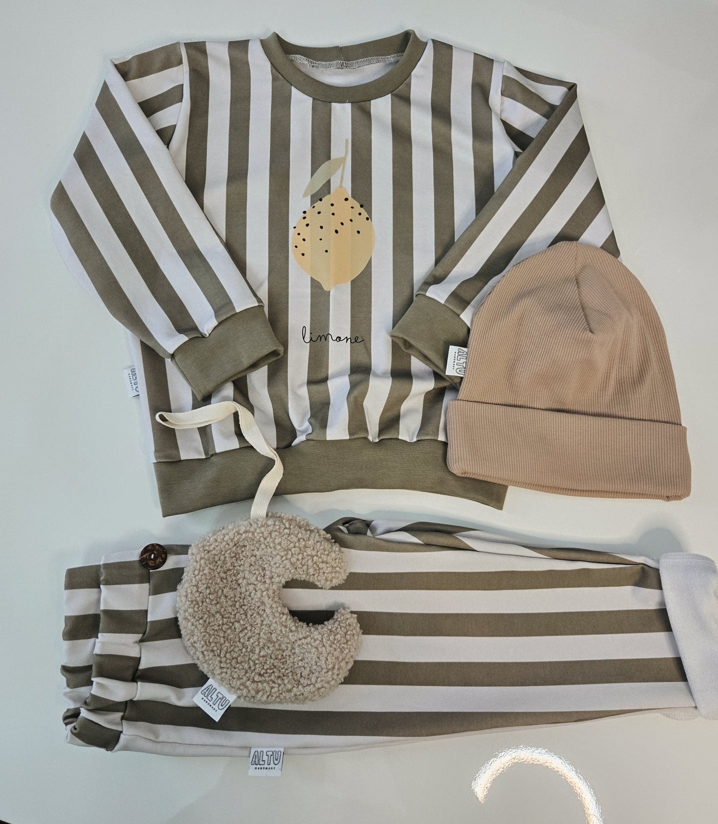 Olive Streifen Cozy Pants - AltuHandmadeAltuHandmadeOlive Streifen Cozy Pants