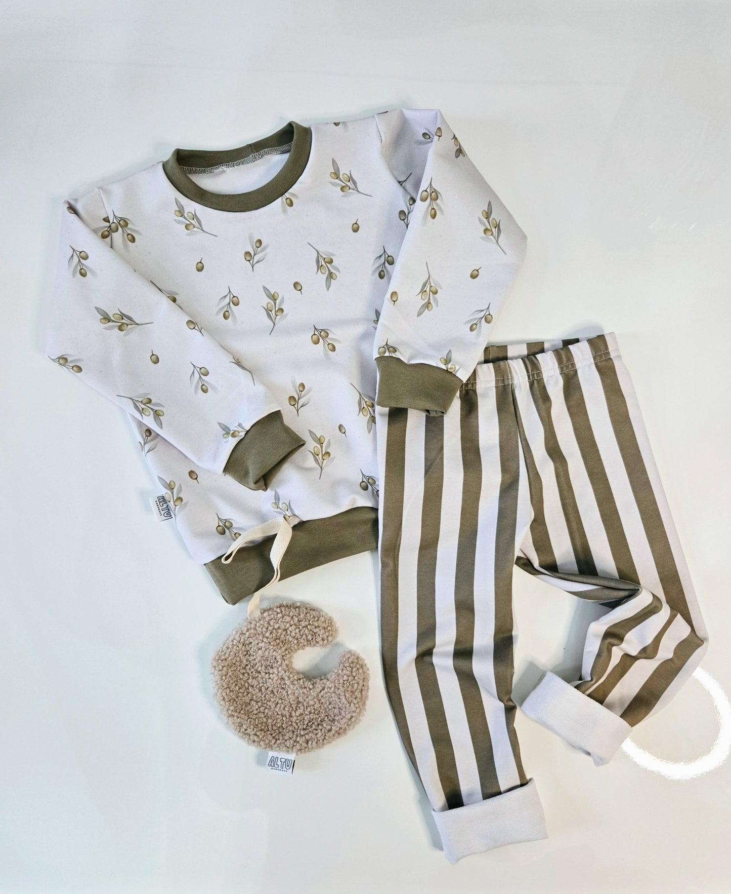 Olive Streifen Slim Hose - AltuHandmadeAltuHandmadeOlive Streifen Slim Hose