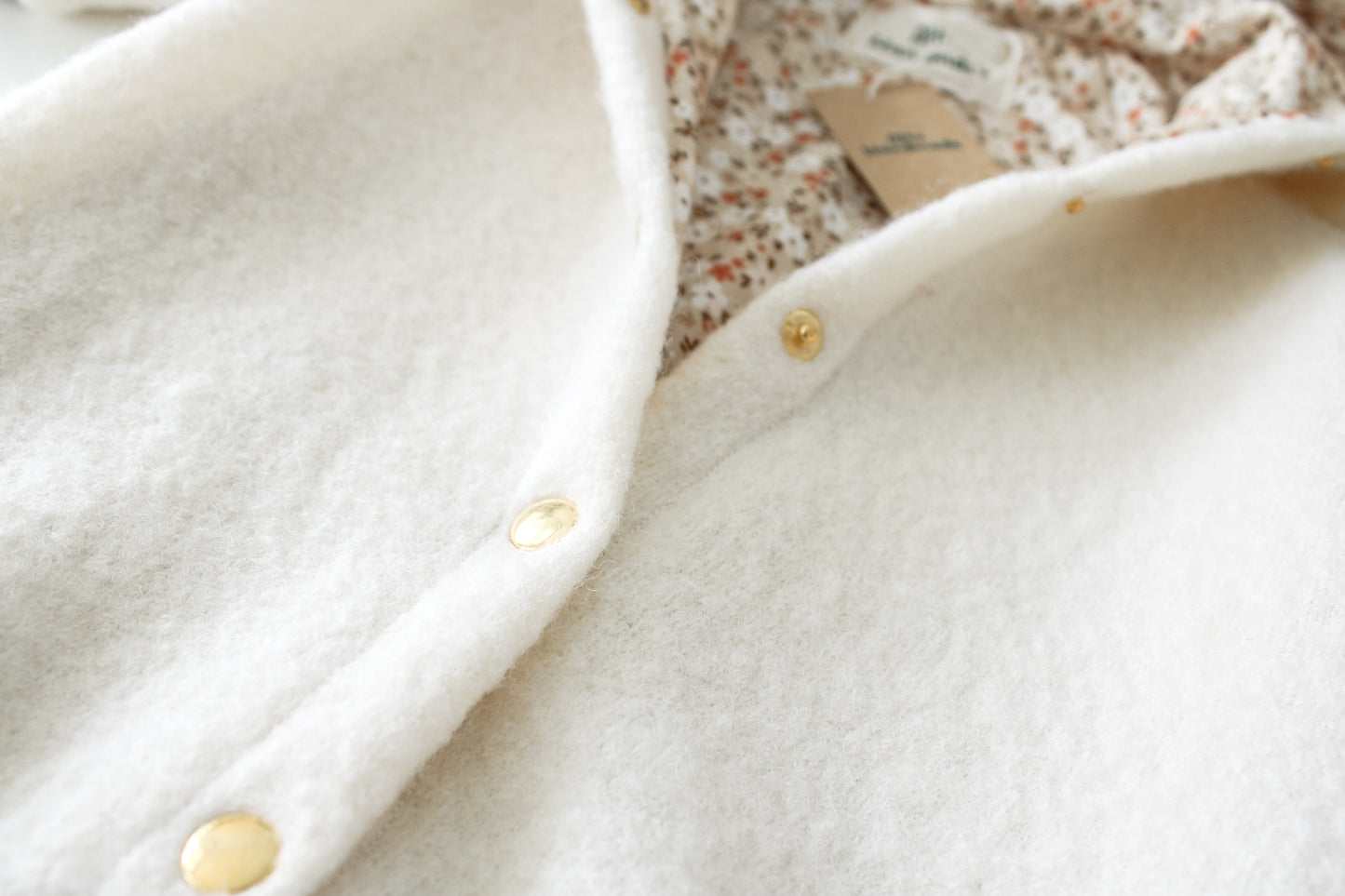 Handgemachter Wollwalkanzug aus 100 % Schurwolle – Größe 68 (Weiß)