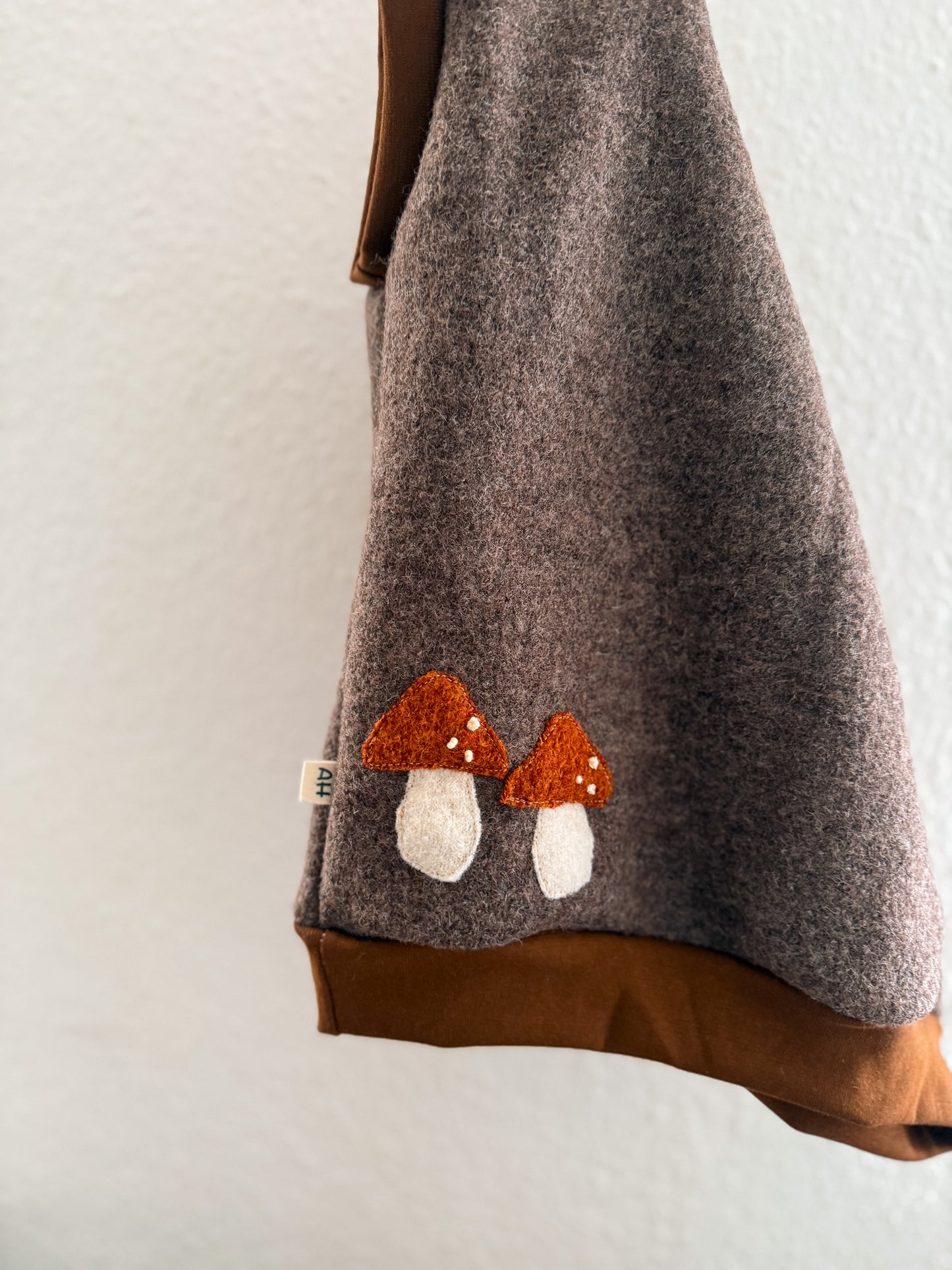 Handgemachter Woll-Pullunder – ärmelloser Pullover aus 100% Wolle