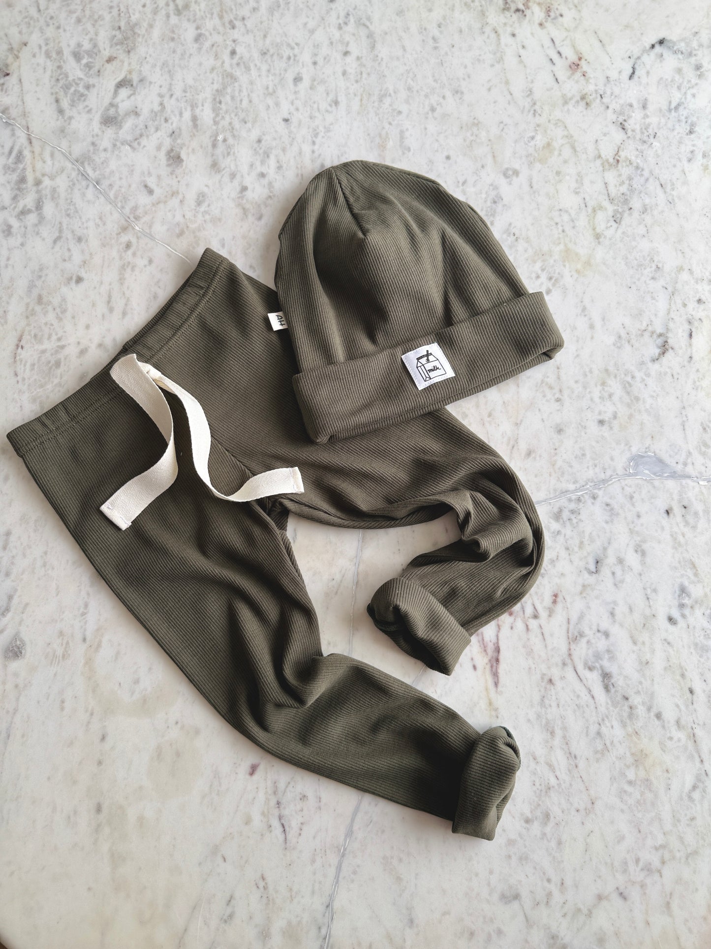 Handmade Kinder Leggings aus Rippjersey / Waldgrün (Mit/Ohne Kordel)