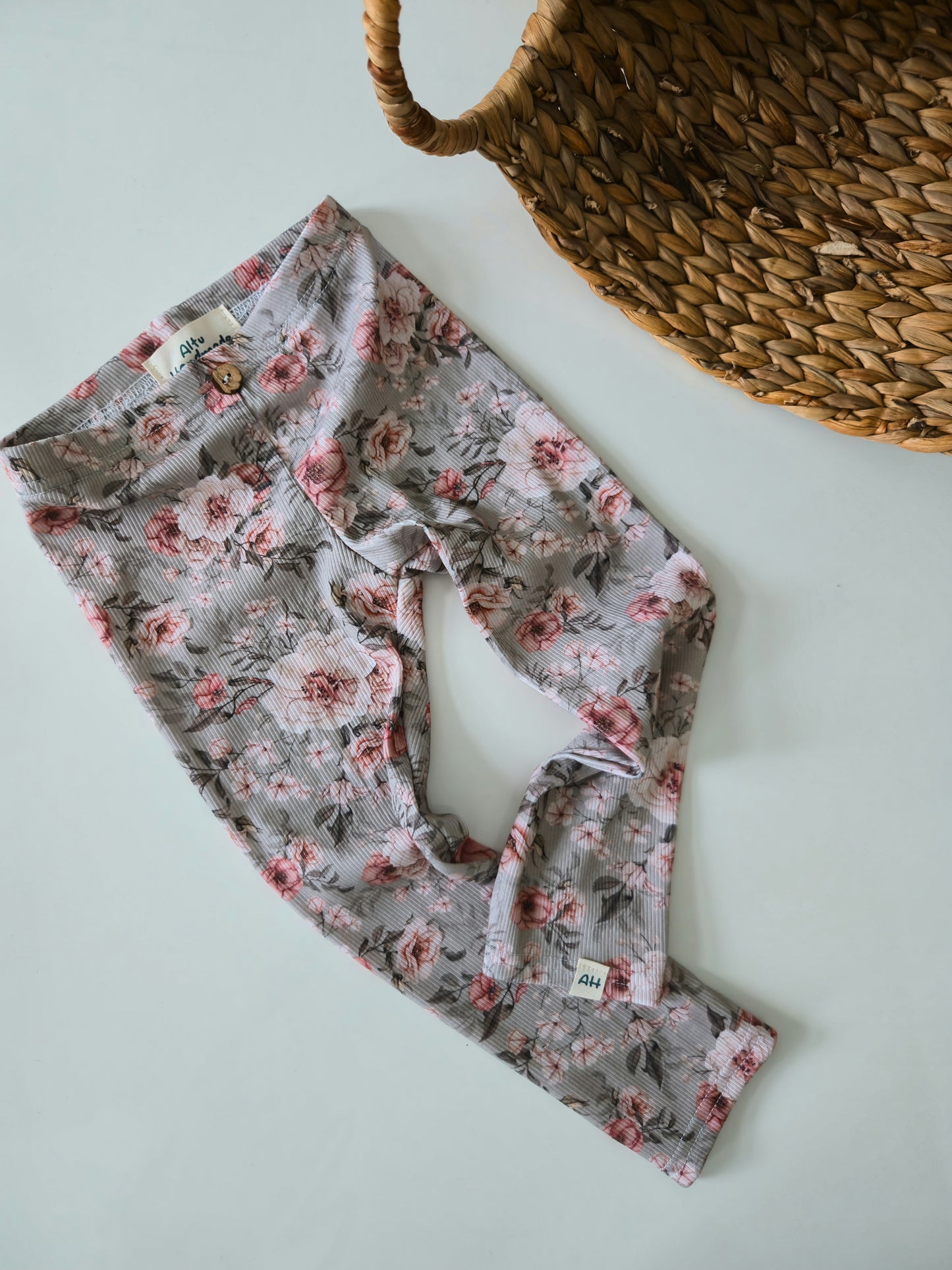 Handmade Rippjersey Mädchen Leggings Vintage Blumen ( Sage grün/ Rosa)
