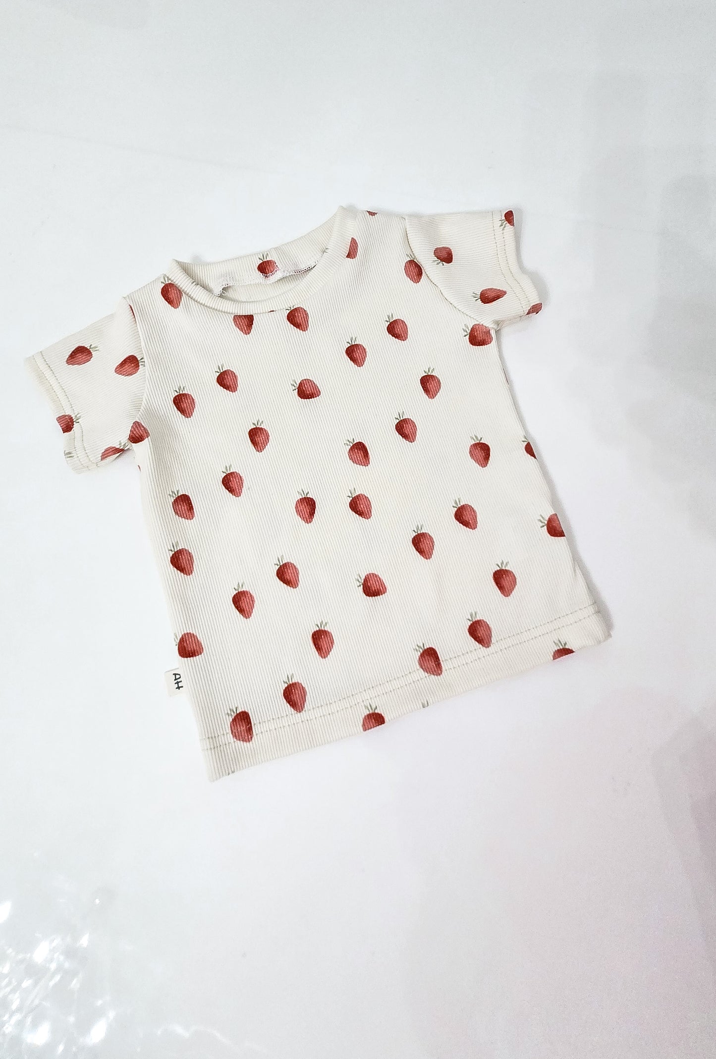 Rippjersey T Shirt Erdbeeren