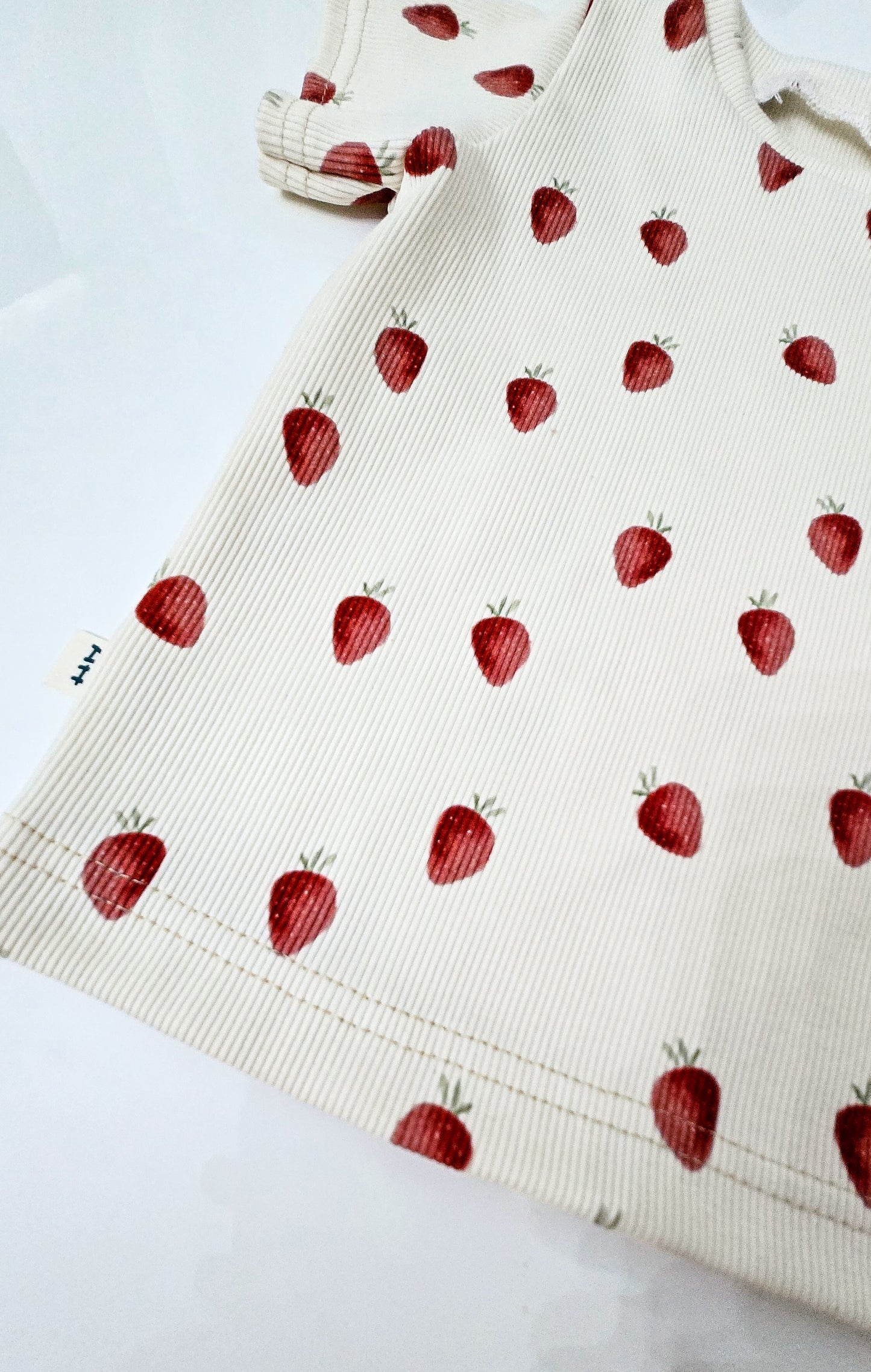 Rippjersey T Shirt Erdbeeren