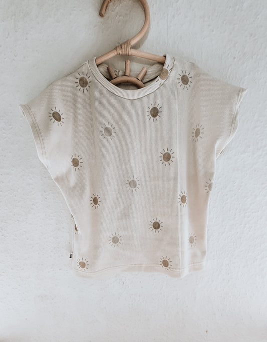 Handgemachtes Oversize T-Shirt aus Bio-Baumwoll-Rippjersey – Boho Sonne (Creme)