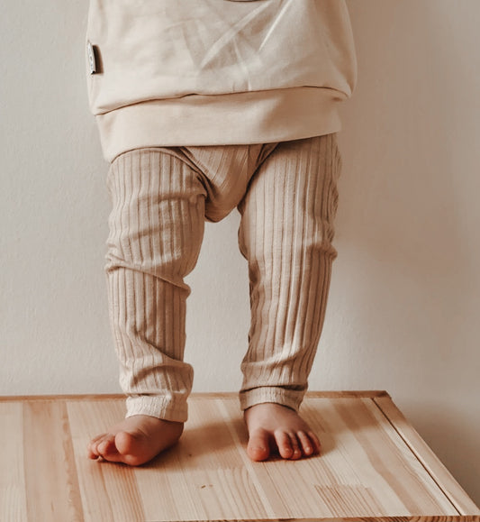 Beige Breiter Rippenjersey Leggings