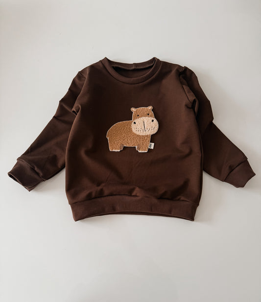 Dunkel Braun Pullover für Kinder Nilpferd. 
Handmade aus Baumwolle French Terry 