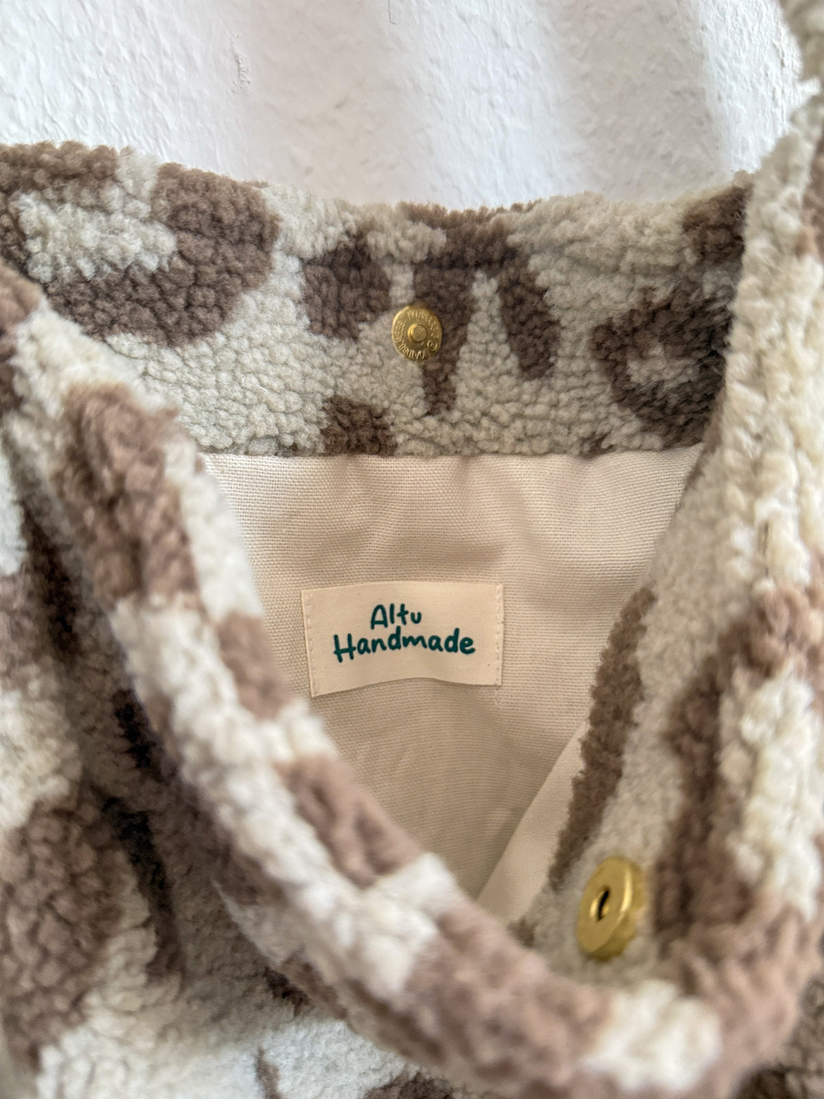 Mom Bag - Hangemachte Große Wickeltasche & Shopper im Teddy Leo Look