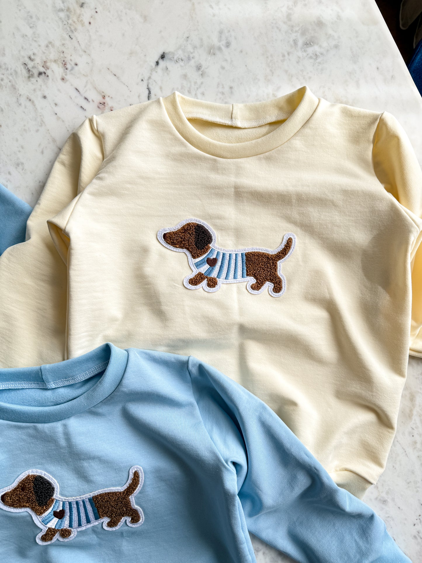 Dackel Pullover Buttergelb