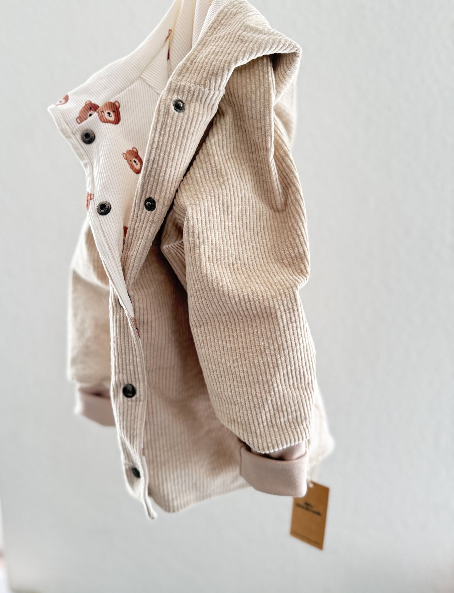 Handgemachte Cordjacke mit Teddy Ribjersey – Größe 104–110