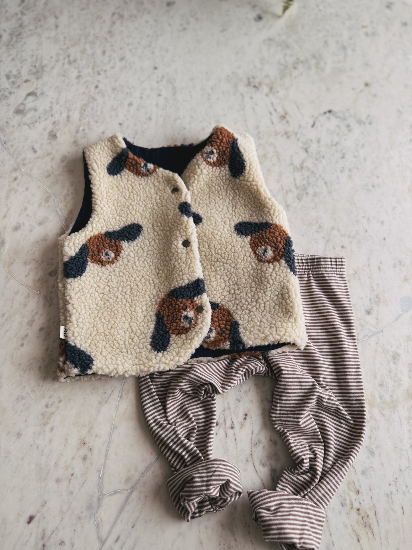 Handmade Kinder Teddyweste mit Hunder Muster & Musselin Futter