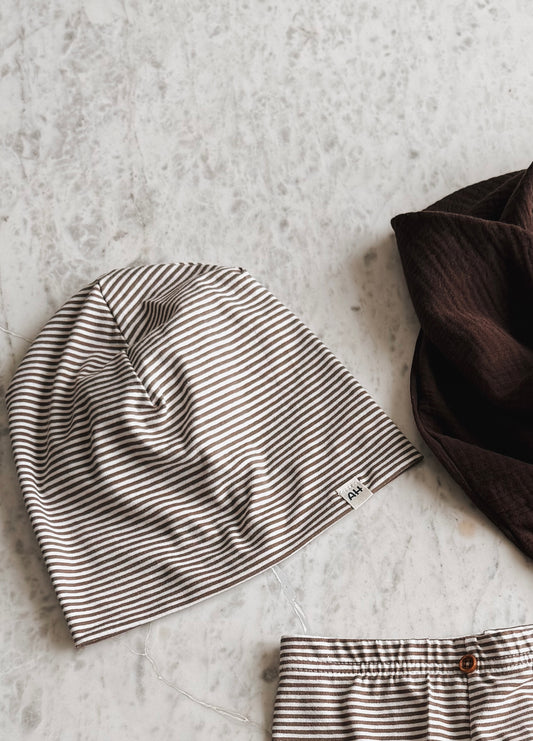 Beanie-Mütze für Babys & Kinder – Braun-Creme gestreift – Bio-Baumwolljersey