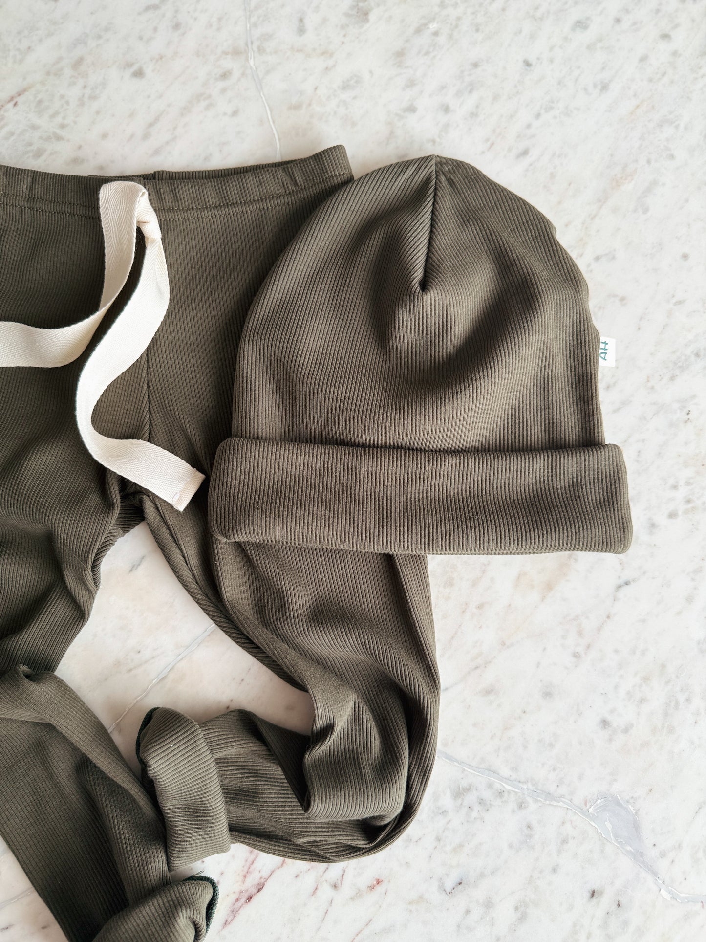 Handmade Kinder Leggings aus Rippjersey / Waldgrün (Mit/Ohne Kordel)