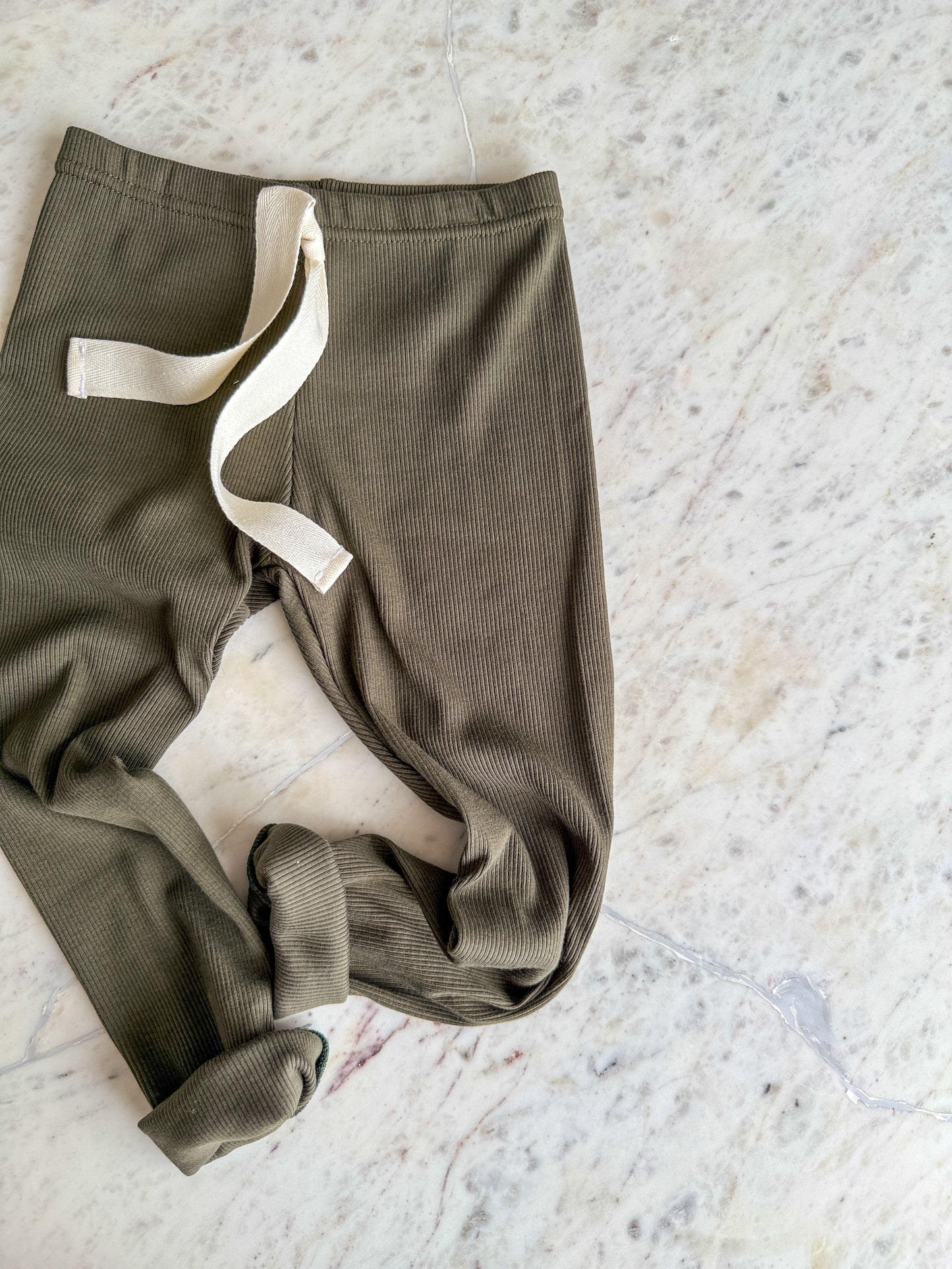 Handmade Kinder Leggings aus Rippjersey / Waldgrün (Mit/Ohne Kordel)