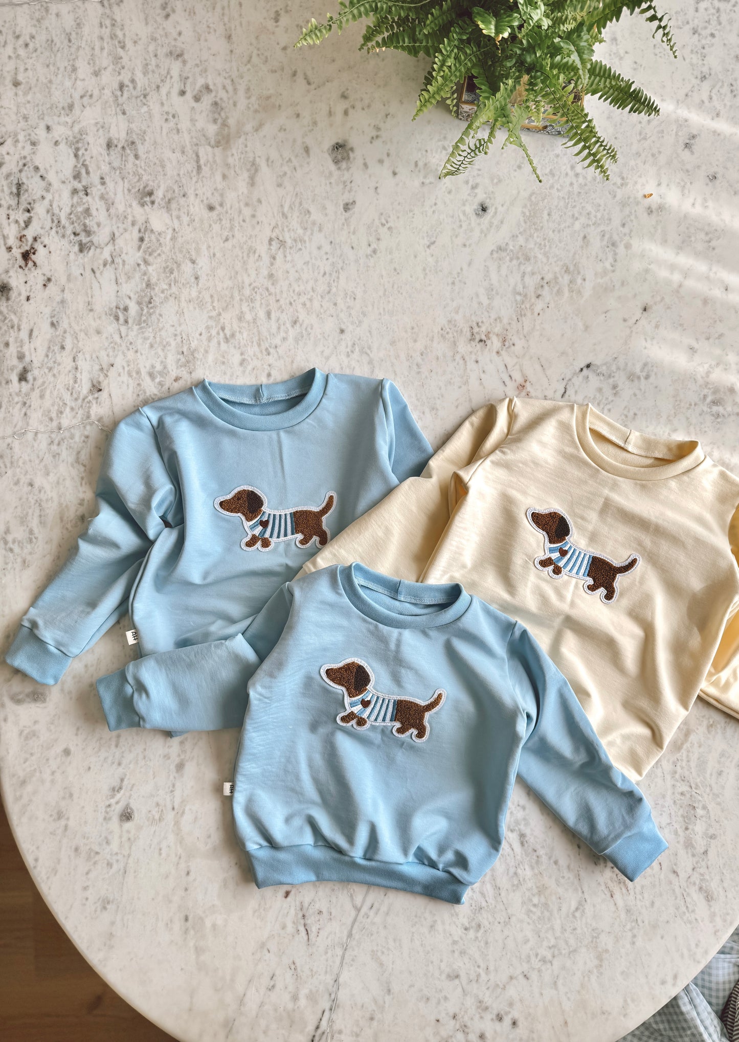 Handmade Kinderpullover Dackel / Buttergelb  aus Baumwolle