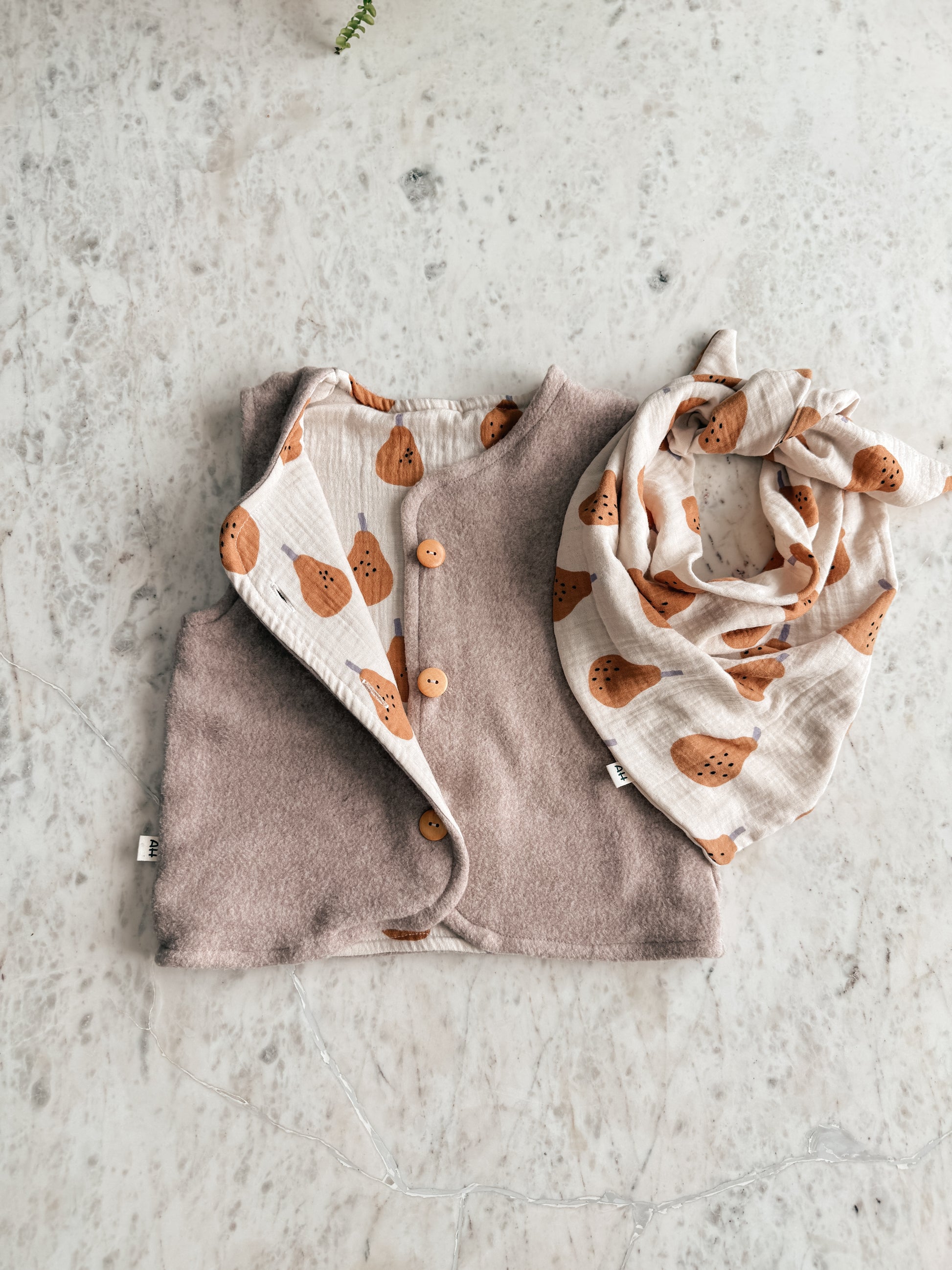 Baumwollfleece beige kinder weste mit muselin innerstoffe