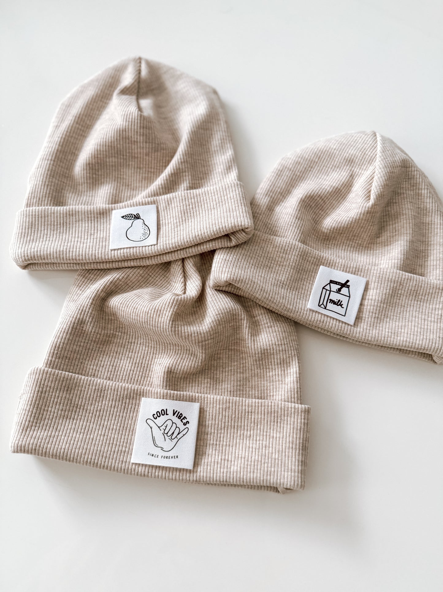Handmade Ribjersey Beanie BIRNE/MILK/COOL VIBES – Beige Meliert (Unisex)