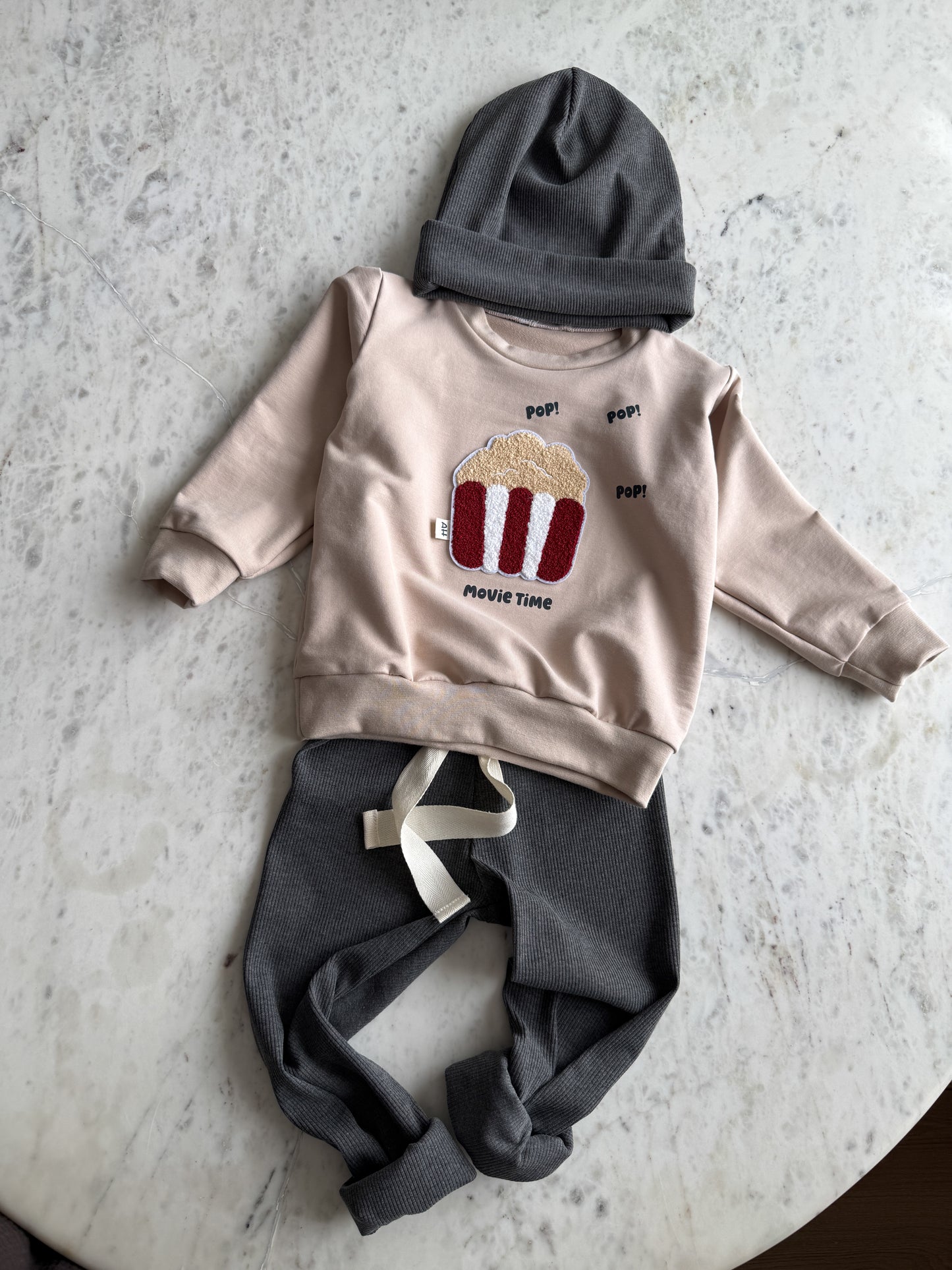 Popcorn Kinder Sweater Handmade