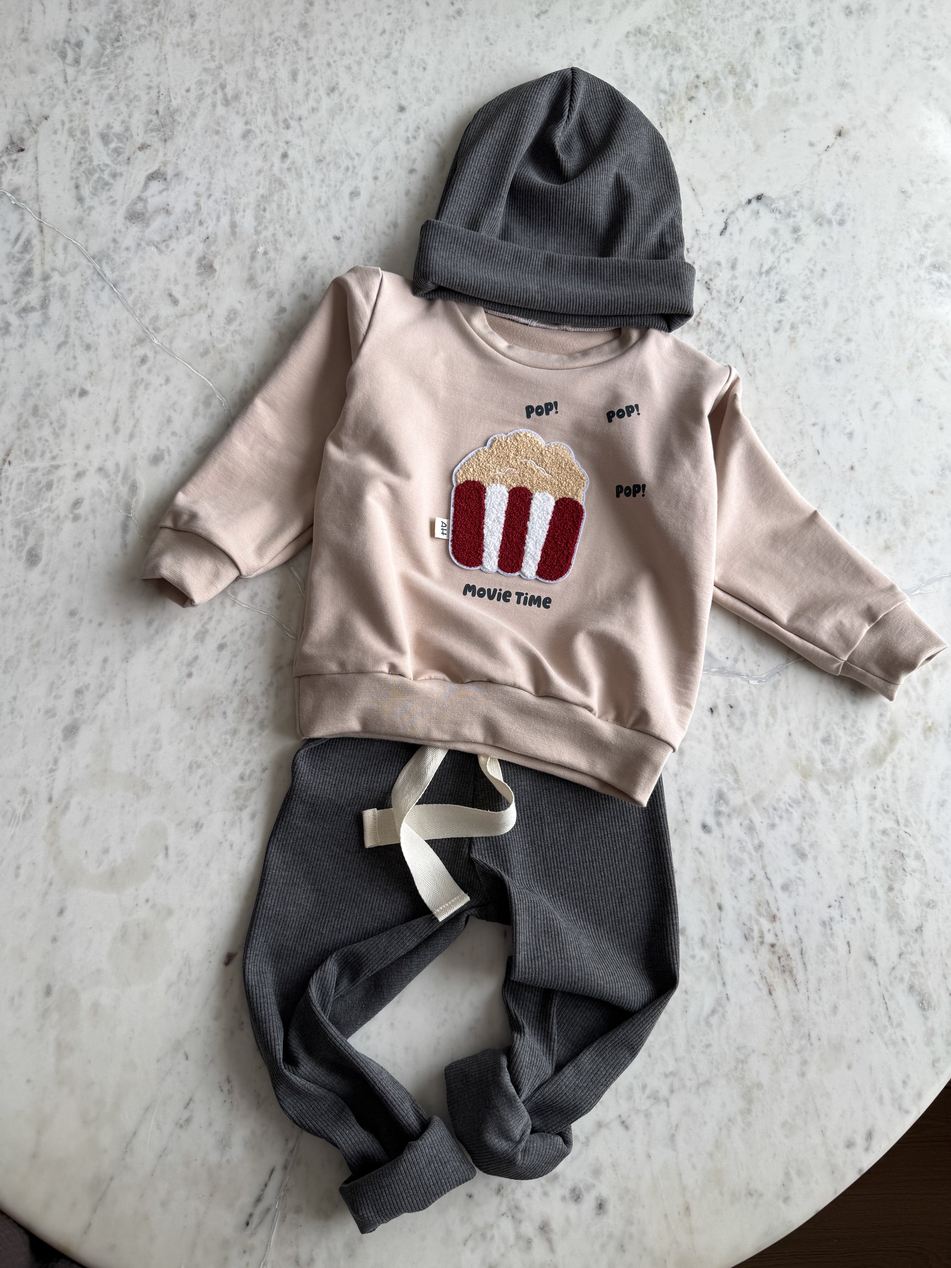 Popcorn Kinder Sweater Handmade
