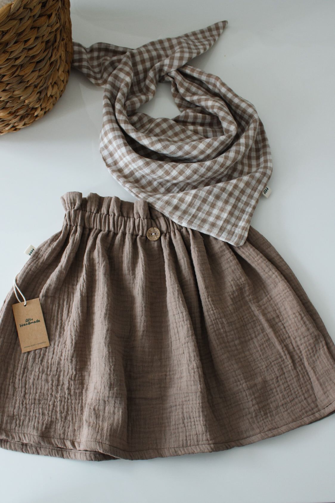 Handmade Paperbag Musselin Röck in Taupe - Beige und Musselin Halstuch in Beige