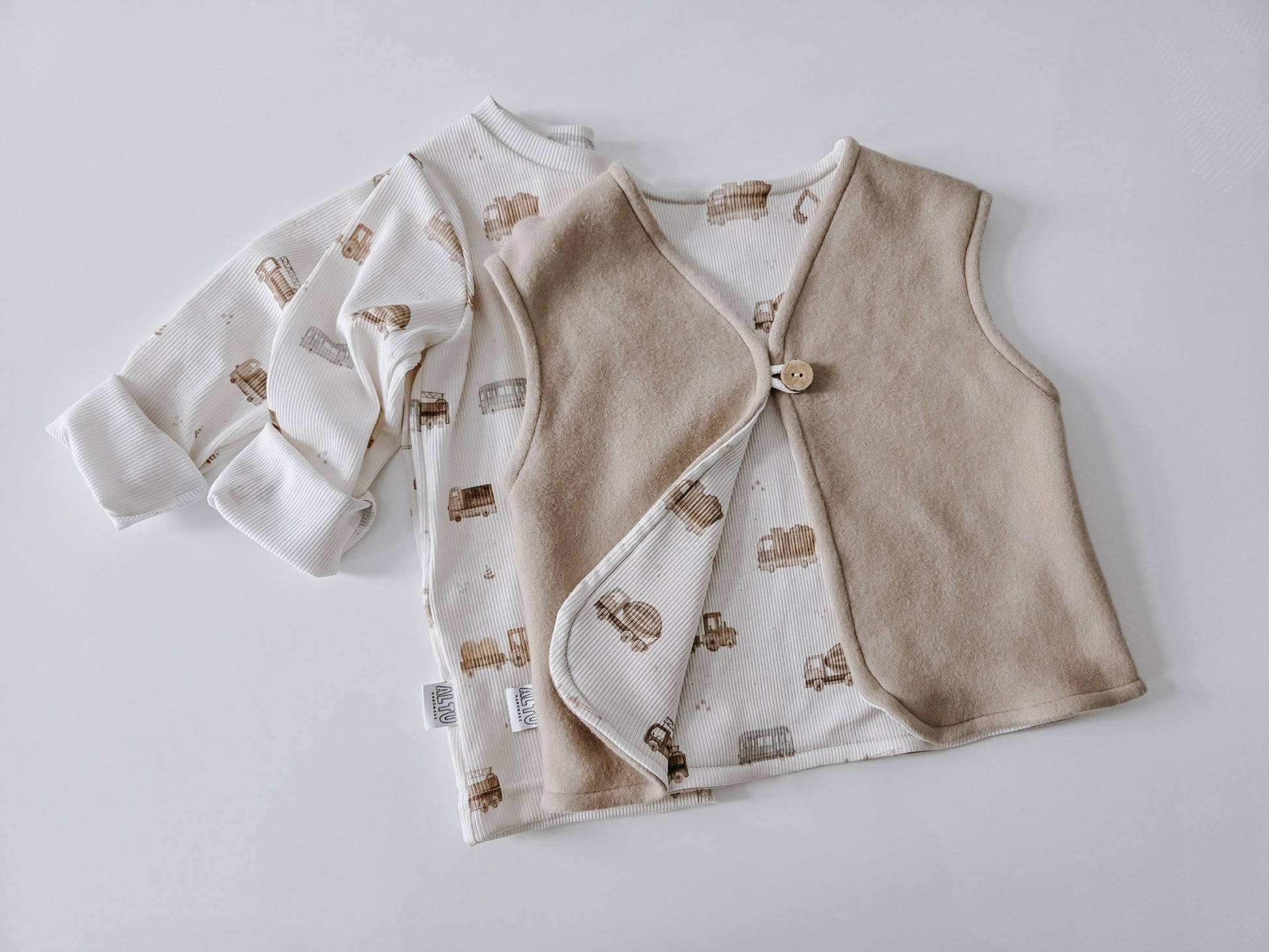 Baumwollfleece Weste für Kinder Beige - AltuHandmadeAltuHandmadeBaumwollfleece Weste für Kinder Beige