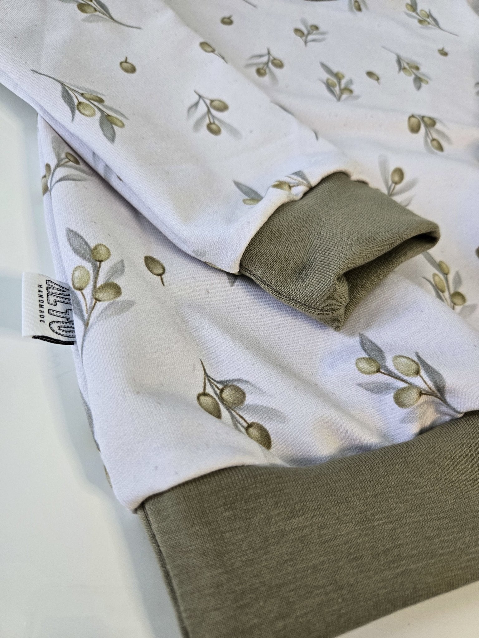 Pullover Olives - AltuHandmadeAltuHandmadePullover Olives